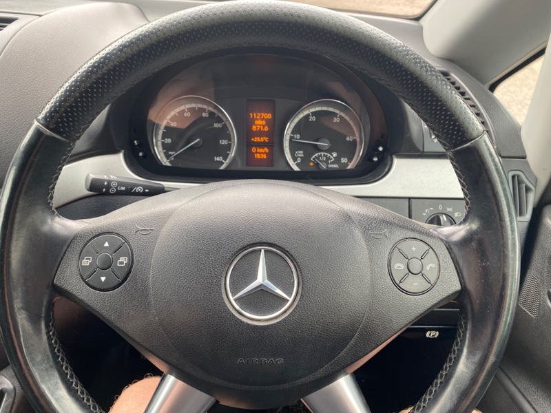 MERCEDES-BENZ VITO